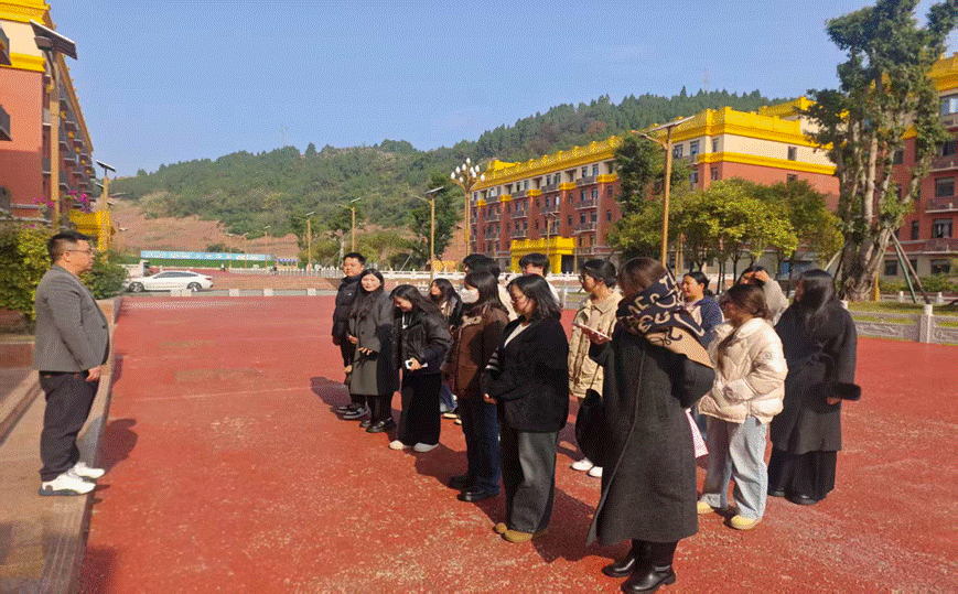 2025-11-26 18:44:23.208000